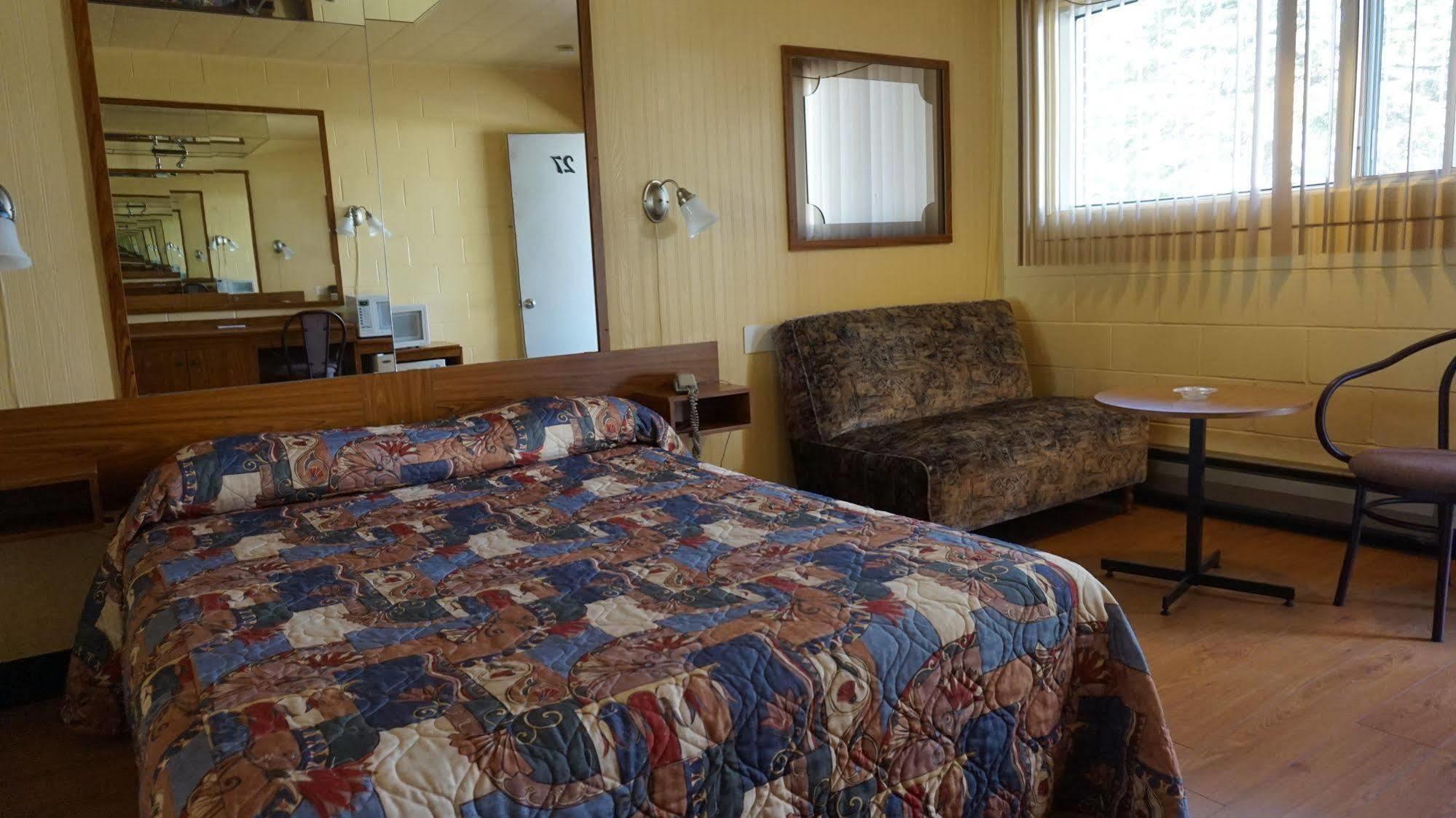Motel R-100 Longueuil Exterior foto