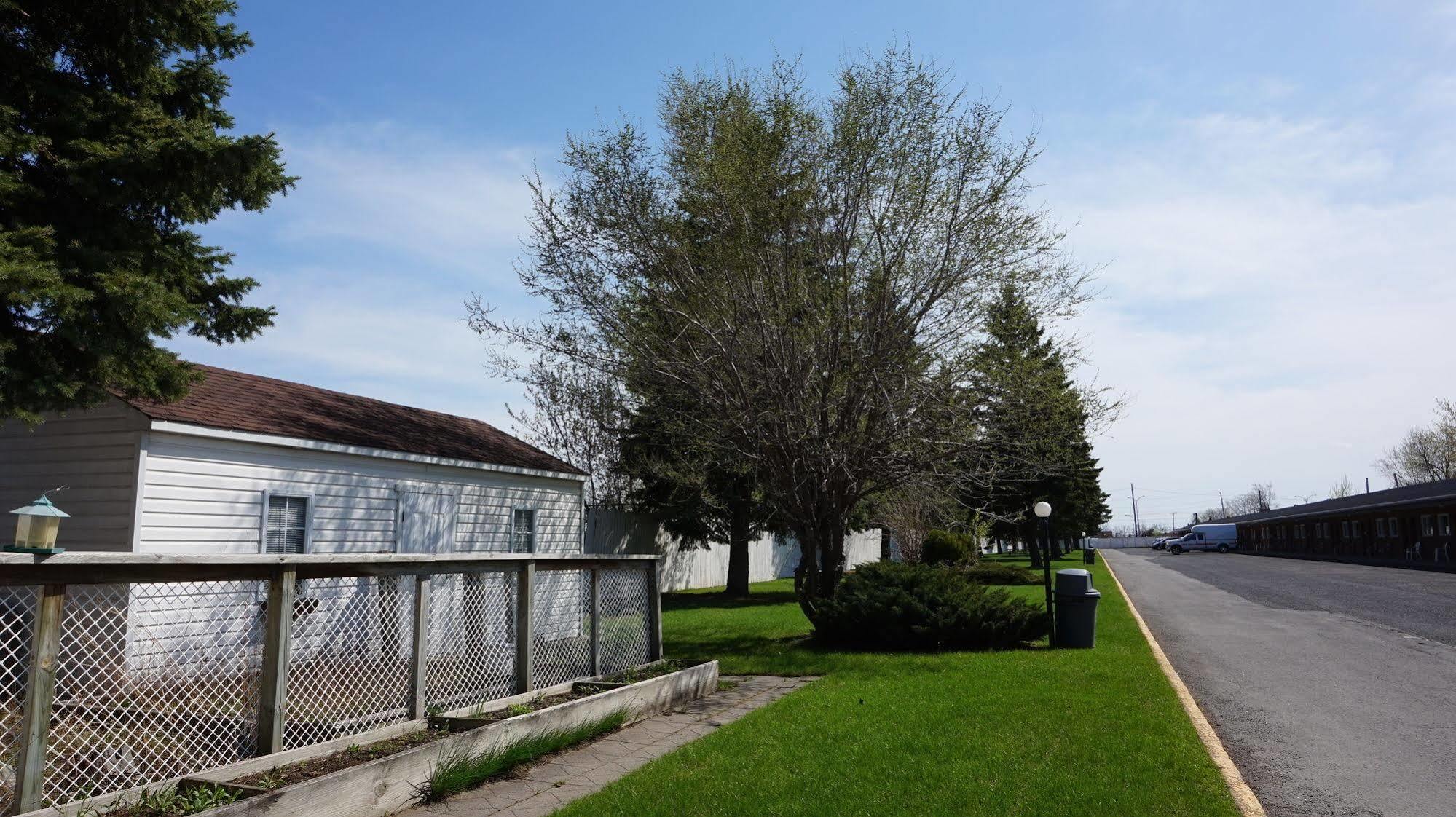 Motel R-100 Longueuil Exterior foto